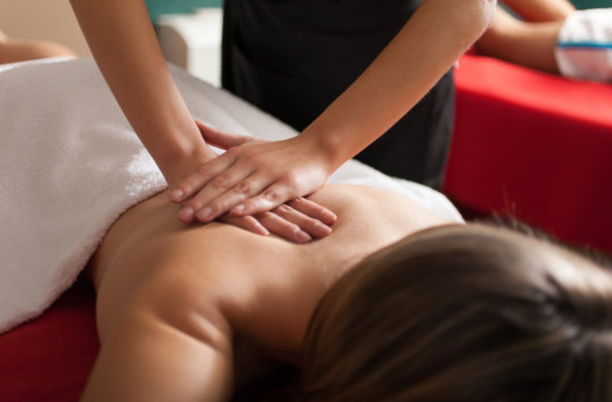 Swedish Massage vs Deep Tissue Massage: Which One Is Right for You?